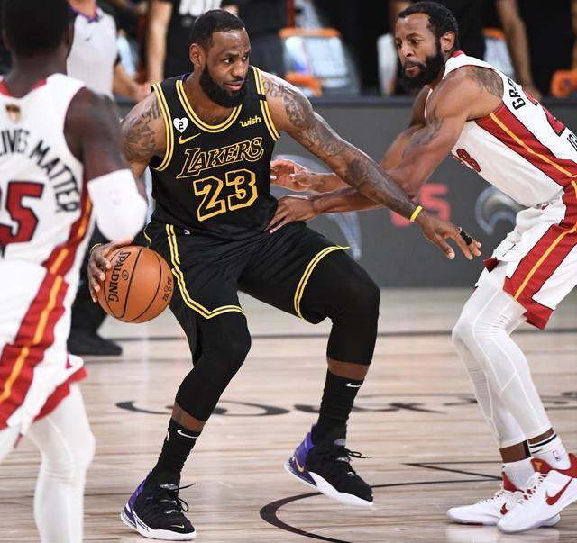 AYX SPORTS-逆转之夜！热火最后时刻连续得分取胜，基本应该系统不能.-AYX SPORTS