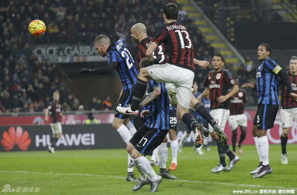 爱游戏官方网站-集结日波尔图队长鼓劲：意大利杯节点到来，管理层满意，纪律约束更严格-爱游戏官方网站